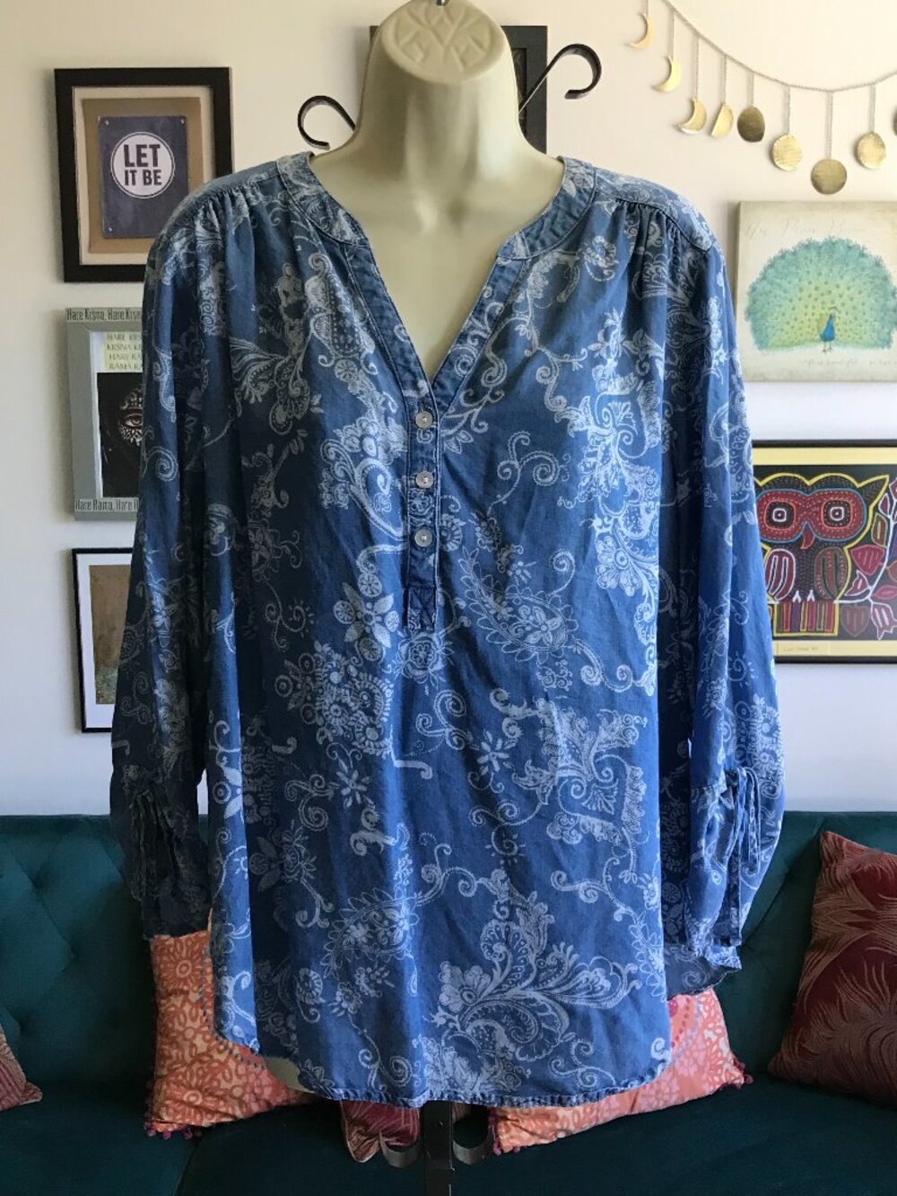 ALFRED DUNNER size LP Chambray Blue Tencel Denim Paisley Popover Blouse Top